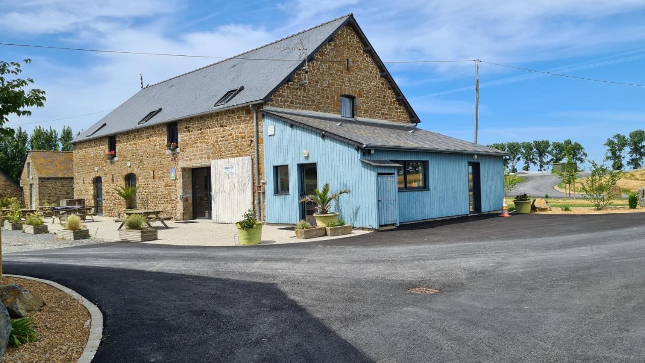 Domaine Du Pre Sale Bed & Breakfast Roz sur Couesnon Bagian luar foto