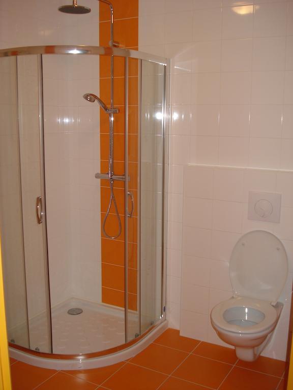 Domaine Du Pre Sale Bed & Breakfast Roz sur Couesnon Ruang foto