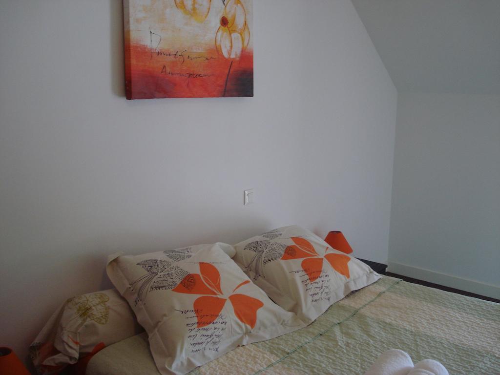 Domaine Du Pre Sale Bed & Breakfast Roz sur Couesnon Ruang foto